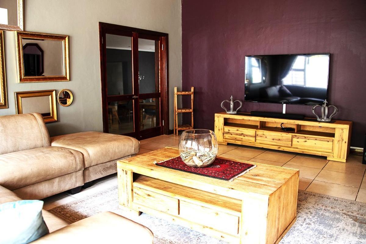 Kroon Manor كرونستاد المظهر الخارجي الصورة