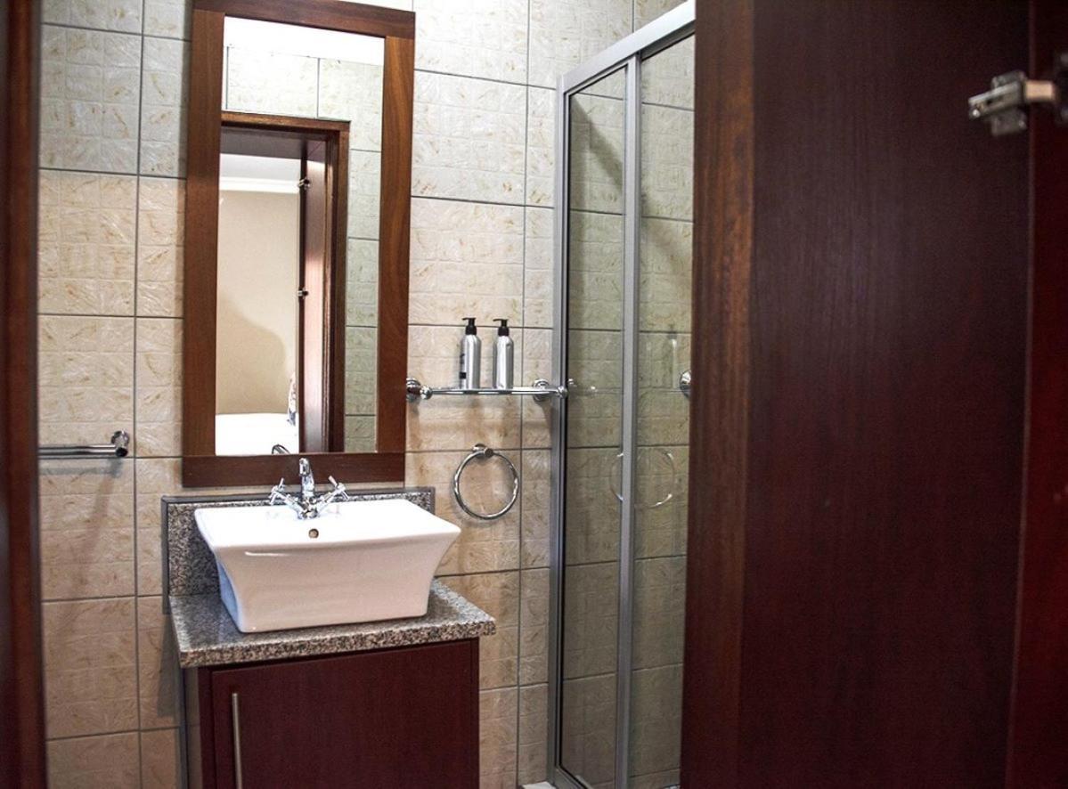 Kroon Manor كرونستاد المظهر الخارجي الصورة